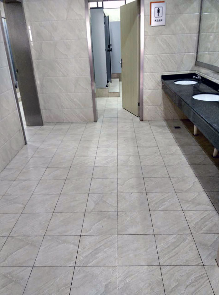 金艾陶瓷磚品牌工程案例鑒賞:武漢金盛國際家居?金銀湖廣場