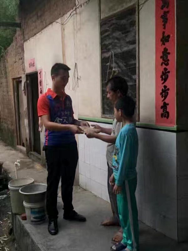 健康運動，致力善舉，興寧金艾陶足球隊好樣的！