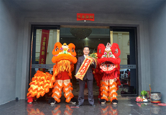 金艾陶新年開工,2017擼起袖子拼命干!