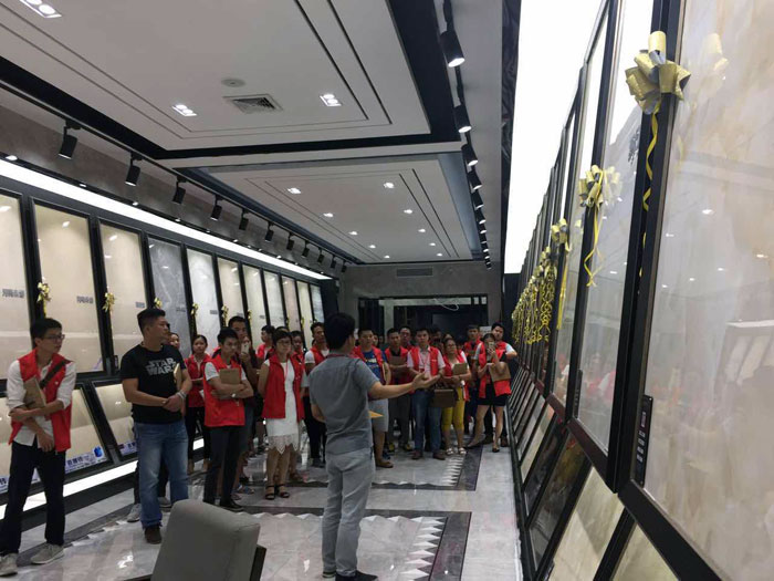 金艾陶瓷磚 三百大粵戰 店長特訓 瓷磚代理 陶瓷一線品牌