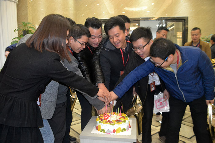 2016年12月員工生日會(huì)