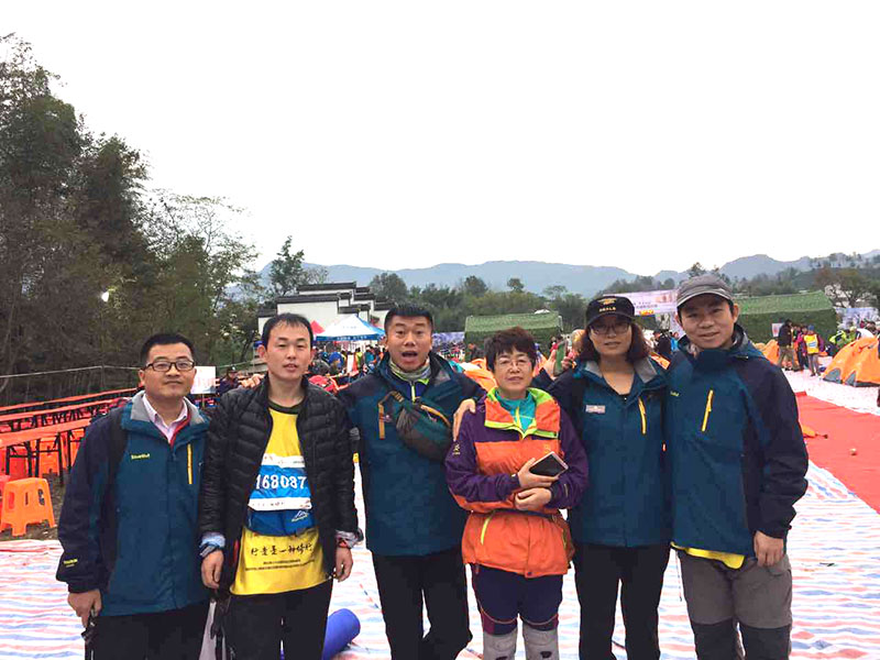 濟(jì)南代理商攜手山東大學(xué) 挑戰(zhàn)“黃山168”