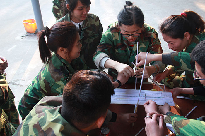 2017年2月13-15日，金艾陶“虎狼道”戶外拓展訓(xùn)練圓滿結(jié)束