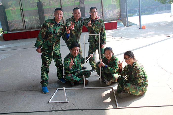 2017年2月13-15日，金艾陶“虎狼道”戶外拓展訓(xùn)練圓滿結(jié)束