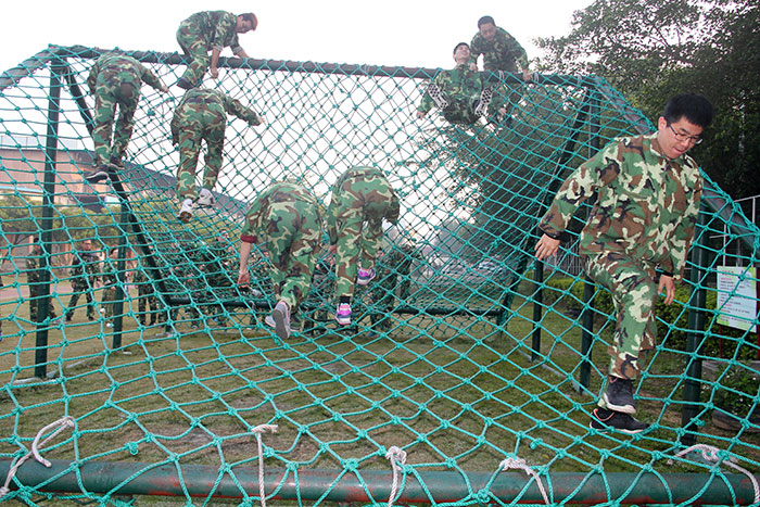 2017年2月13-15日，金艾陶“虎狼道”戶外拓展訓(xùn)練圓滿結(jié)束