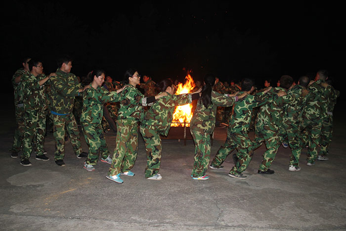 2017年2月13-15日，金艾陶“虎狼道”戶外拓展訓(xùn)練圓滿結(jié)束